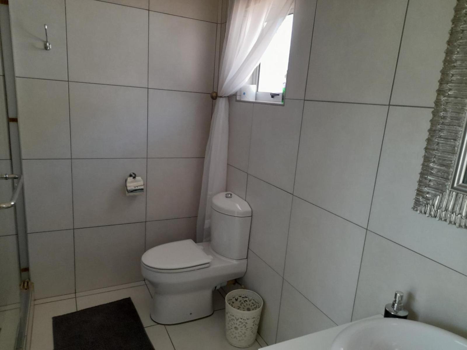 Eden Chalets Windhoek Habitación foto